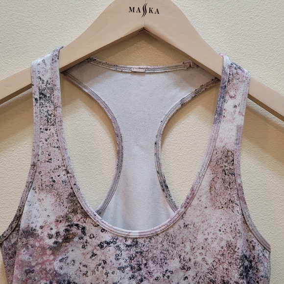 Lululemon tank top - Picture 5 of 6